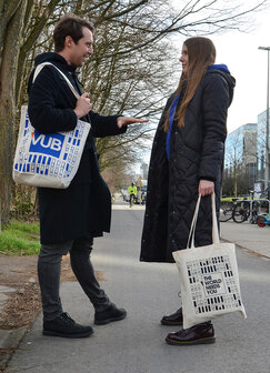 Totebags blauw en zwart