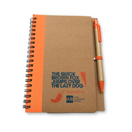 Notitieboekje ECO met oranje pen, voorzijde