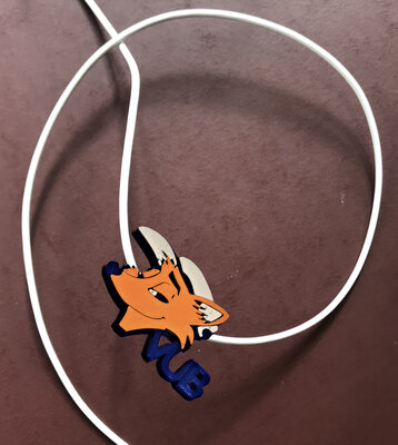 USB cable clip